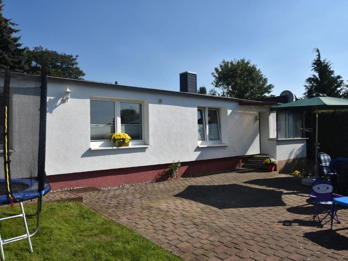 Modern Bungalow In Kroepelin With Garden Villa Стая снимка